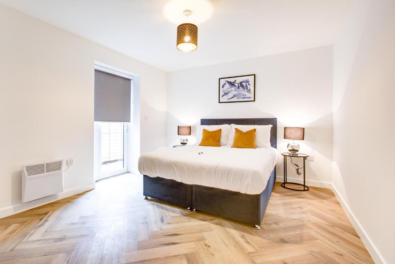 Hybrid Resi - London, Mitcham Close To Tooting And Wimbledon Dış mekan fotoğraf